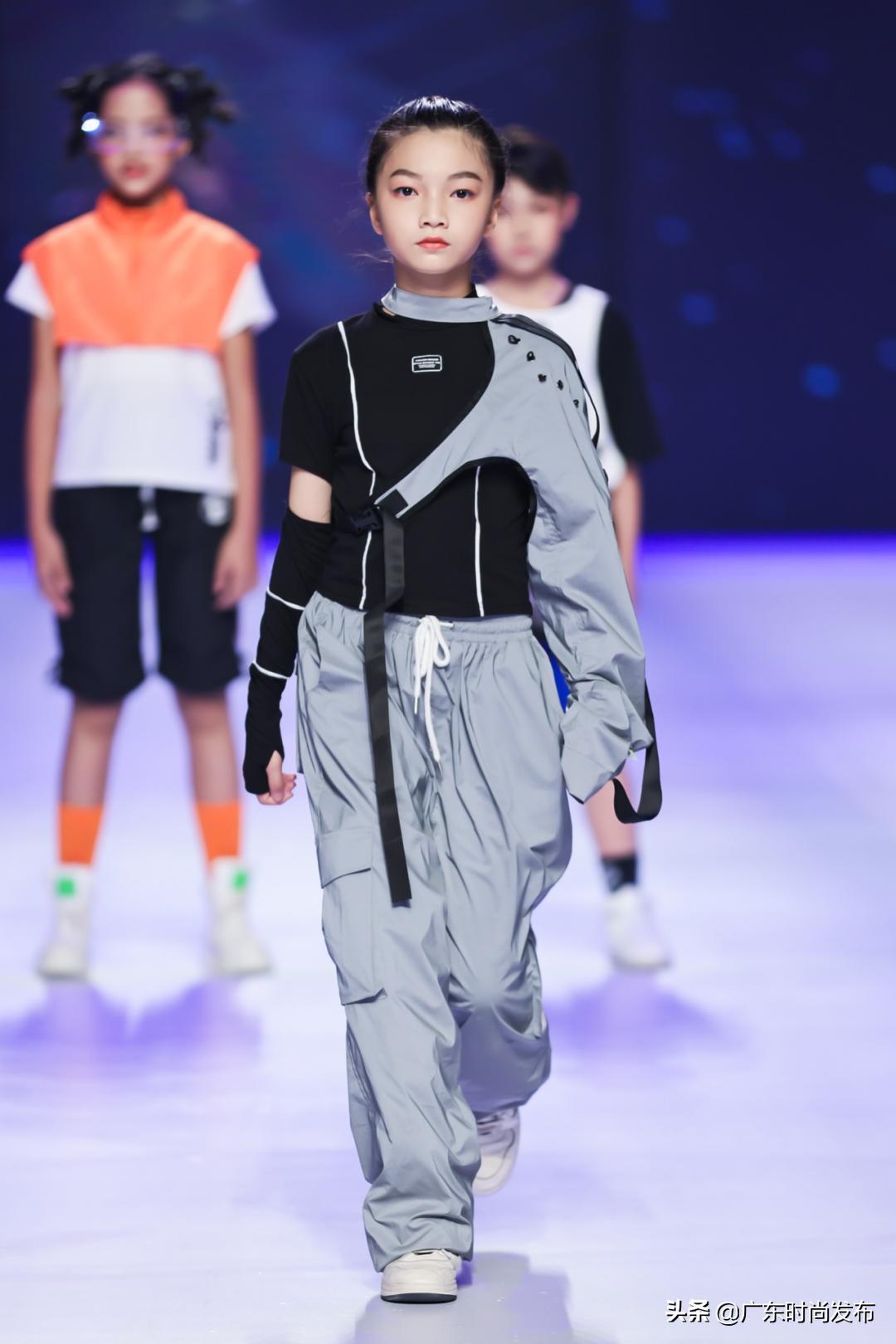 fashion时装周走秀全集,follie2017时装周