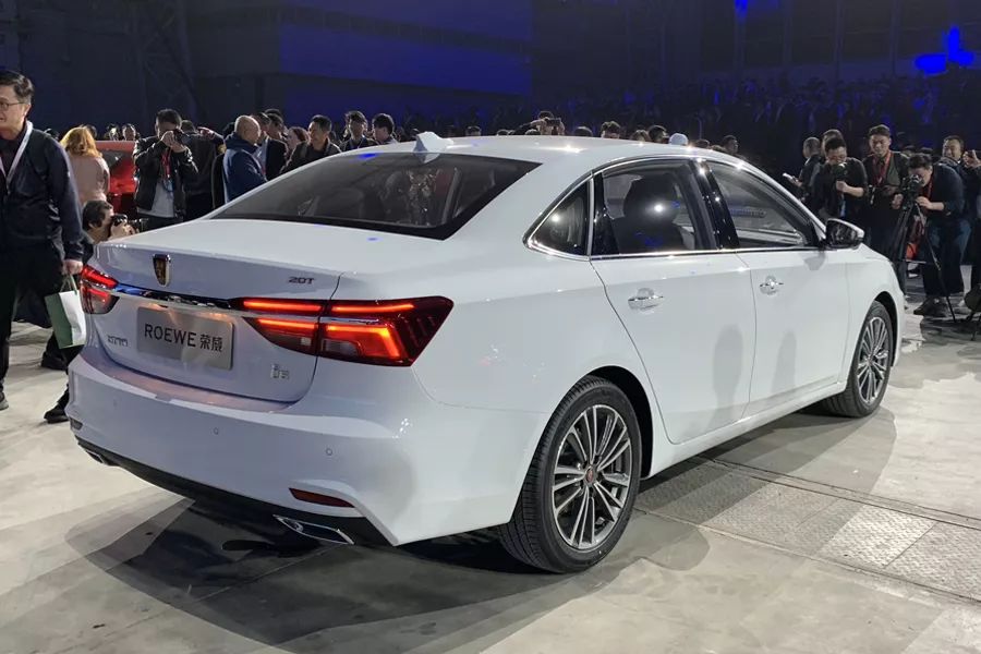 荣威i6自动落地价多少,新款荣威i6plus落地价