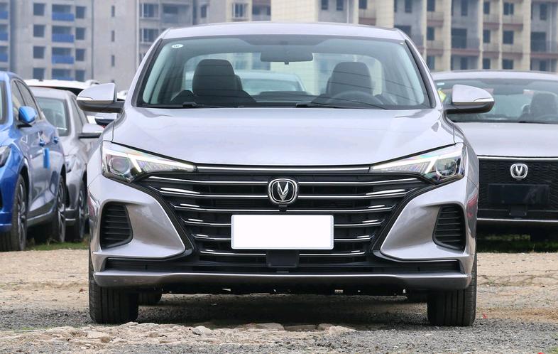 6万多的长安逸动,2020款长安逸动手动豪华动力