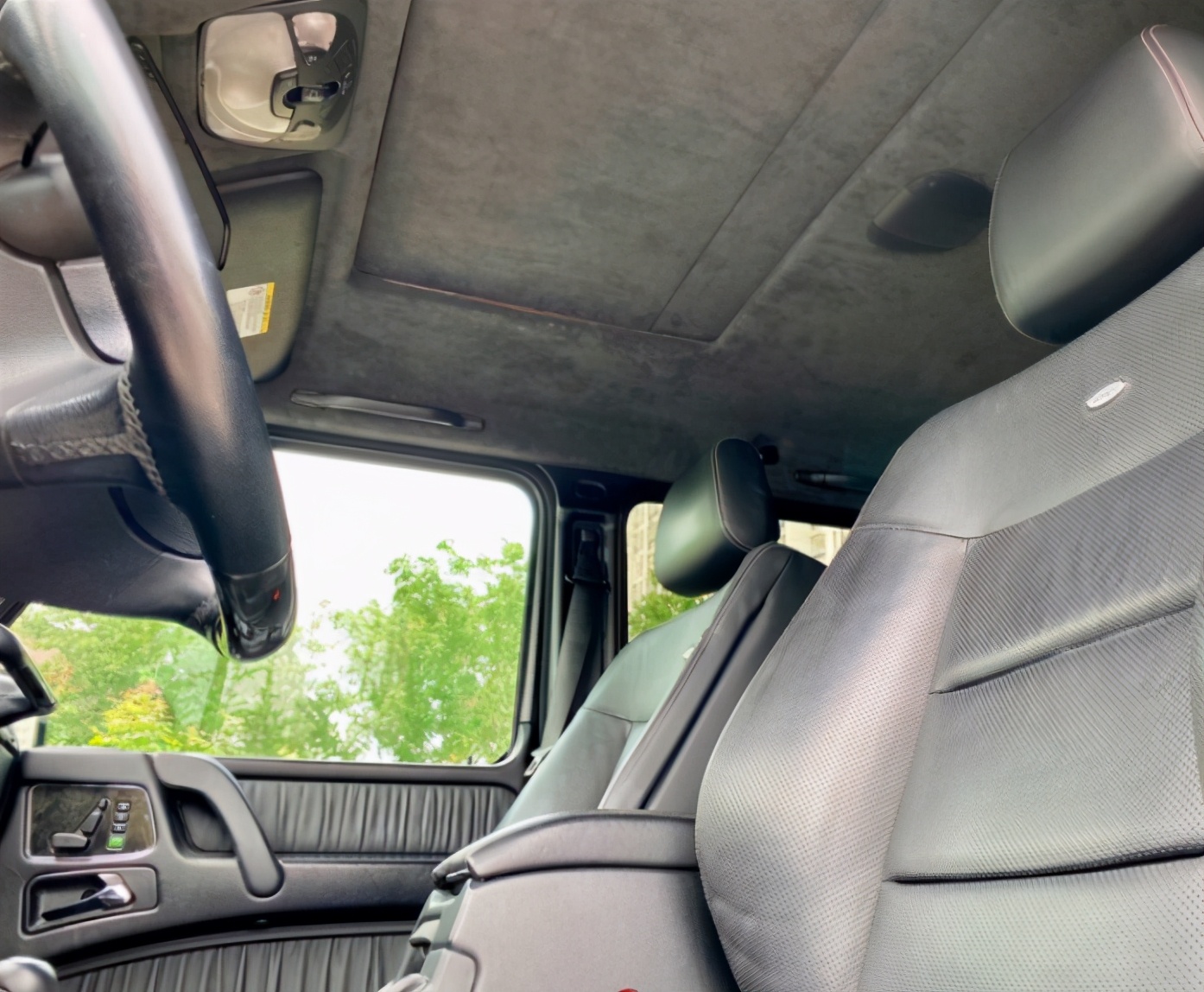 奔驰g63持续降价二手降价不,奔驰新款g63二手多少钱