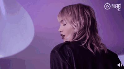 ysl唇釉推荐黄皮深唇试色,ysl圣罗兰水光镜黑管唇釉418