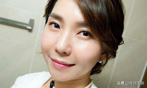 法令纹有什么方法消除小窍门,法令纹怎么消除四种方法帮助你