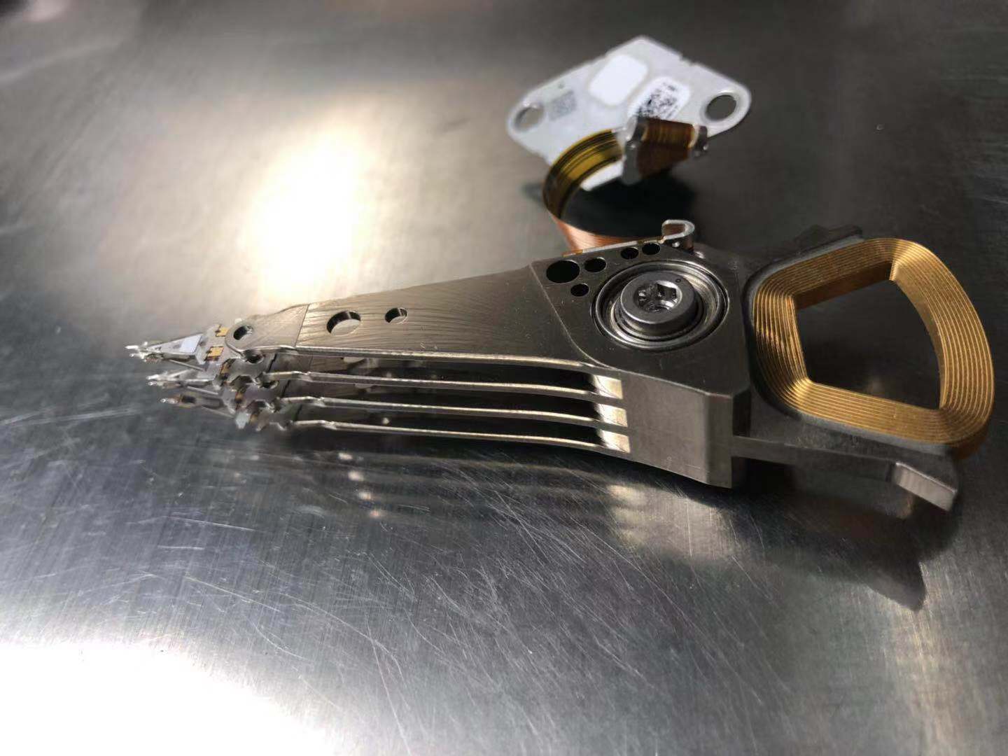 维修过的机械硬盘还会坏吗,硬盘坏了里面数据还有吗