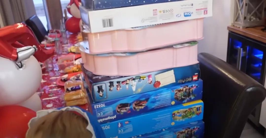 结婚30年生22娃，网友群嘲太窒息了，结果他们的生活却啪啪打脸