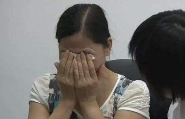 “妈妈，同桌总是摸我”，妈妈机智的做法，值得家长学习