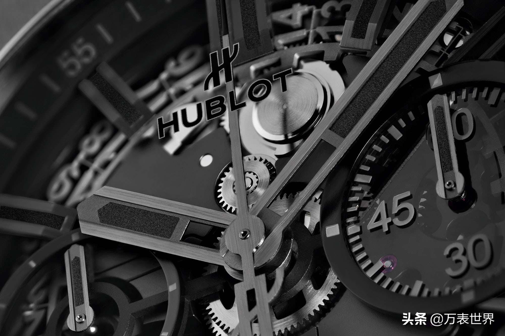 宇舶宝格丽,宇舶表与真力时哪个好