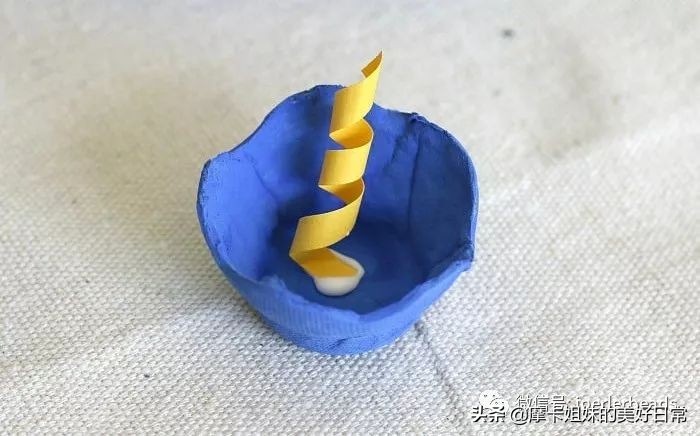 银杏叶手工花贴画幼儿园简单,幼儿园3-5岁简单手工黏土花