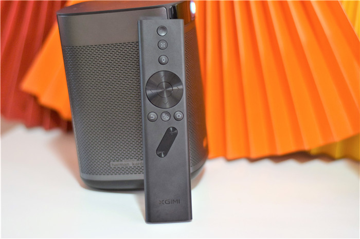 便携投影极米play超悦,极米play超悦版投影感觉有点歪