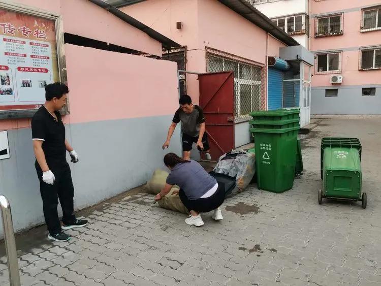 创城攻坚社区在行动,创城创卫新闻最新