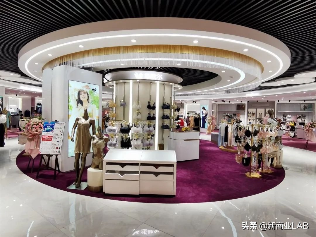 武商武汉国际广场变形记，拥抱变革，推动发展