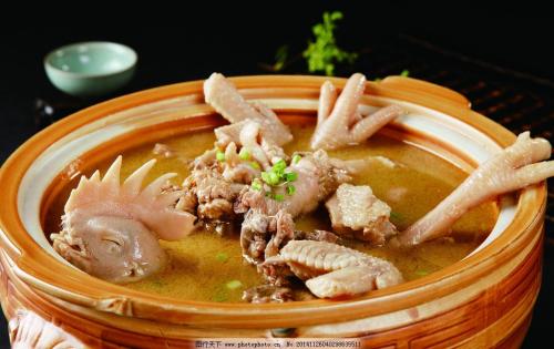 炖土鸡要不要放鸡精,炖土鸡要不要放白酒