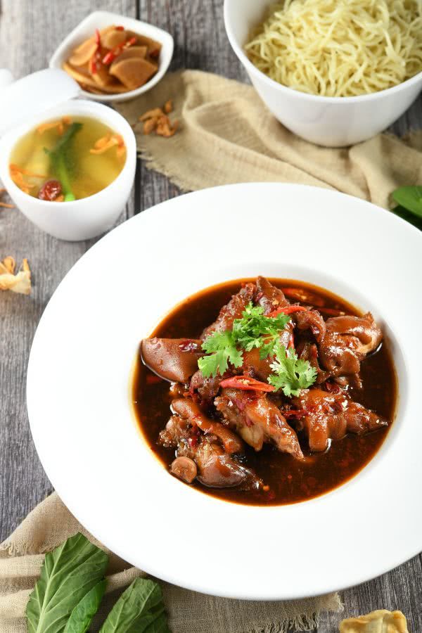 翅塘里落户青岛保利广场让轻奢口感不再遥不可及