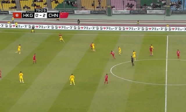 2-0！中国足球终于赢了，结束6场不胜尴尬，送对手东亚杯9连败