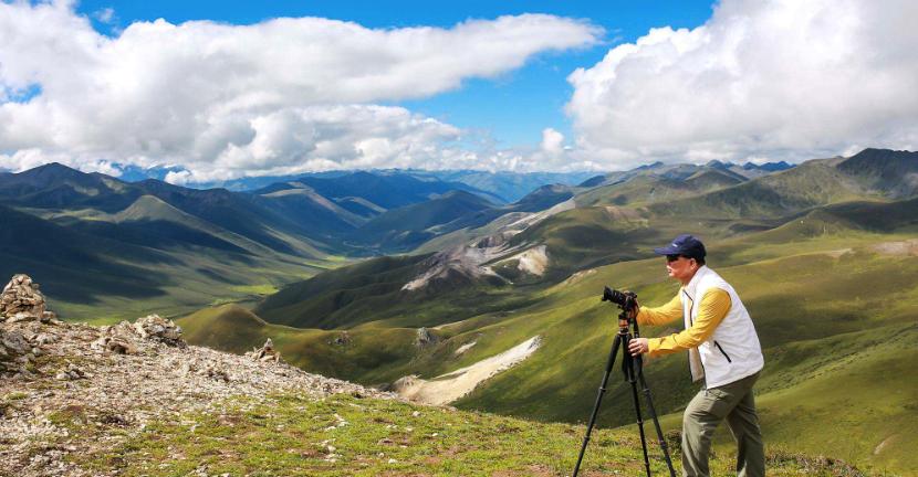成都到九寨沟四姑娘山稻城亚丁,成都到甘孜色达九寨沟旅游攻略