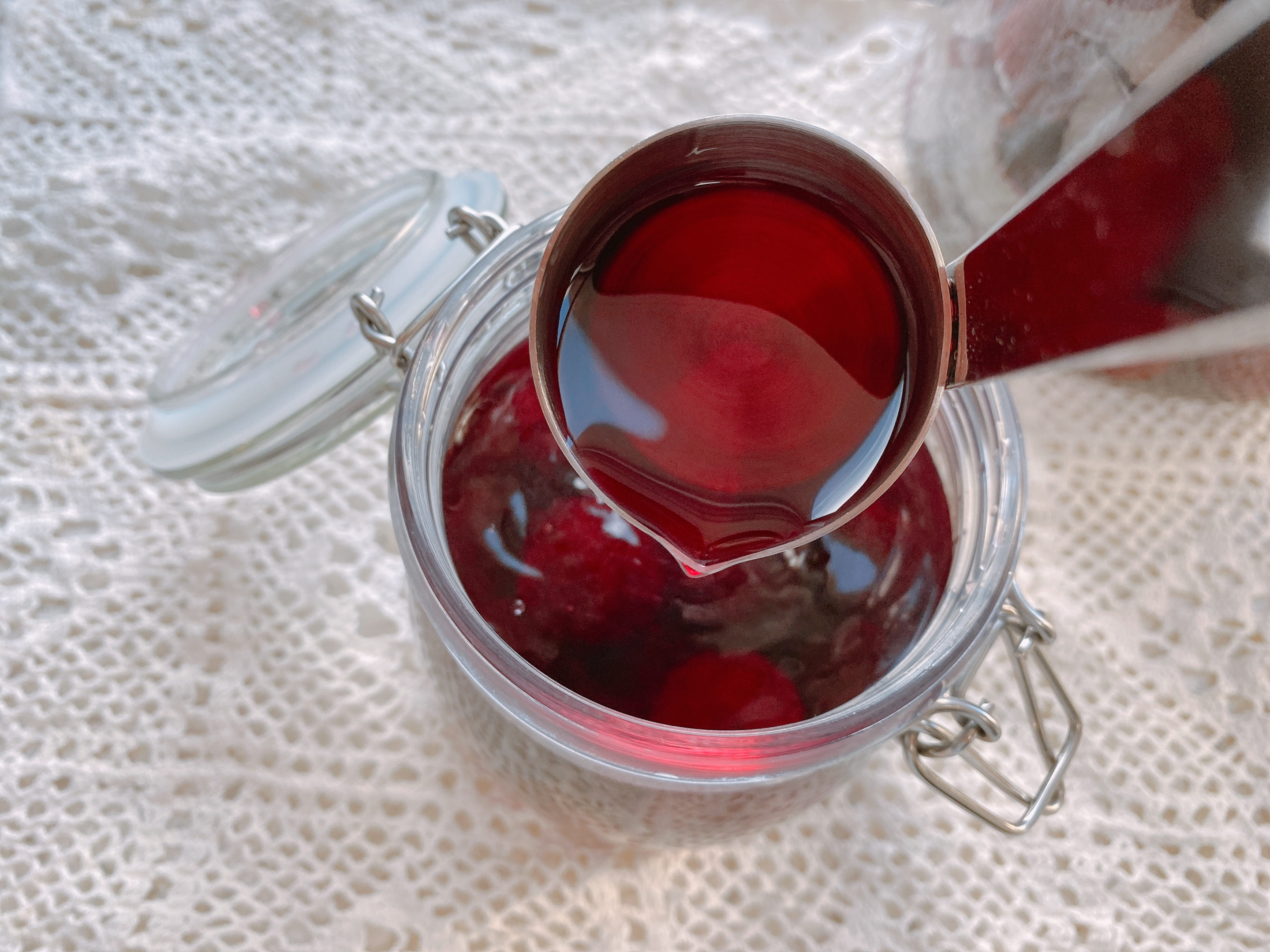 泡杨梅酒的教程十斤酒放多少杨梅,老品种杨梅泡制方法