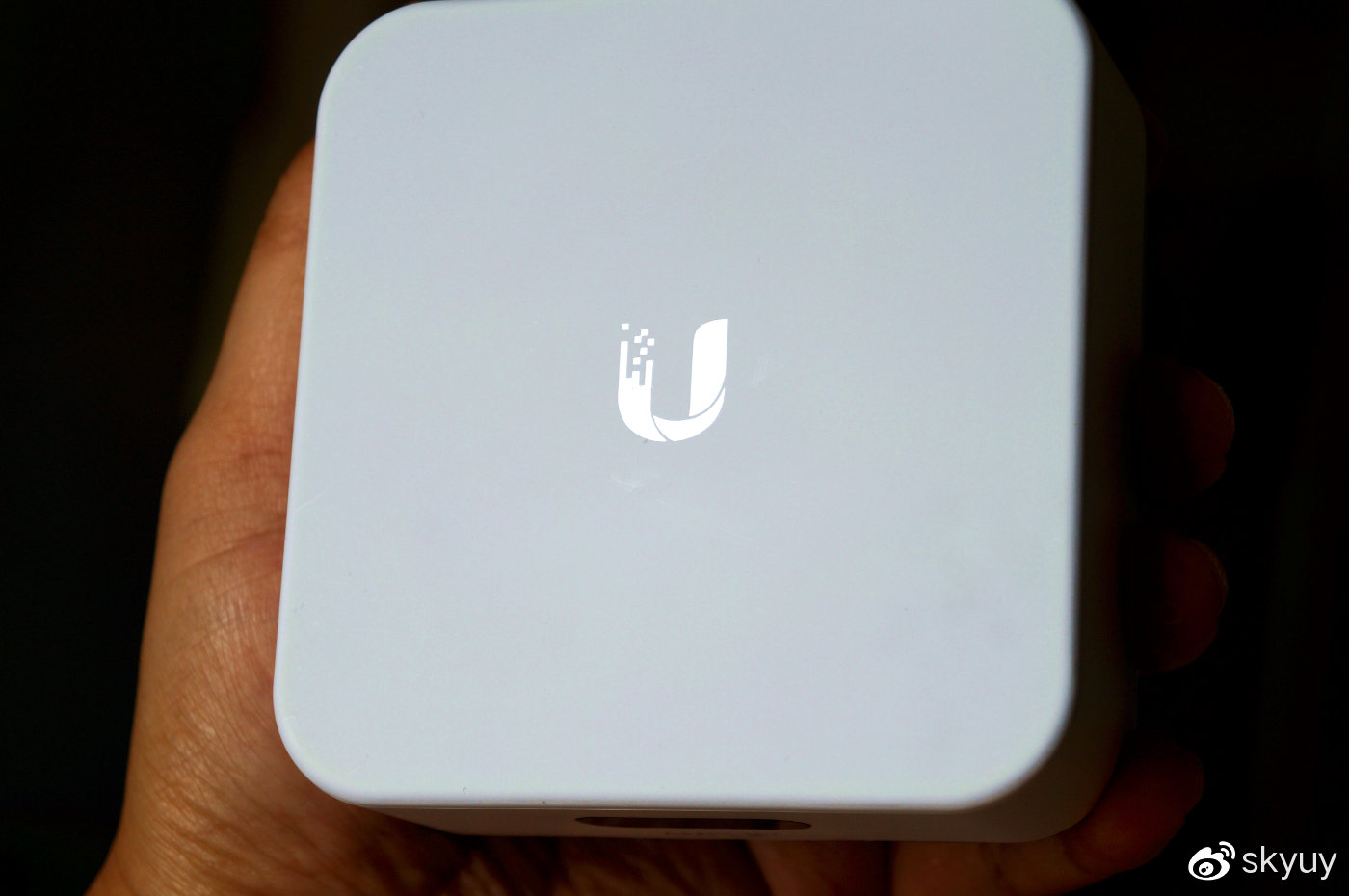 路由器千兆穿墙家用全千兆路由器,智能全千兆双频无线路由器推荐