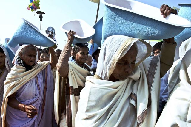 鍏充簬鏈堢粡琚瑙嗙殑妗堜緥,鍗板害濂充汉鏉ユ湀缁忚姝ц