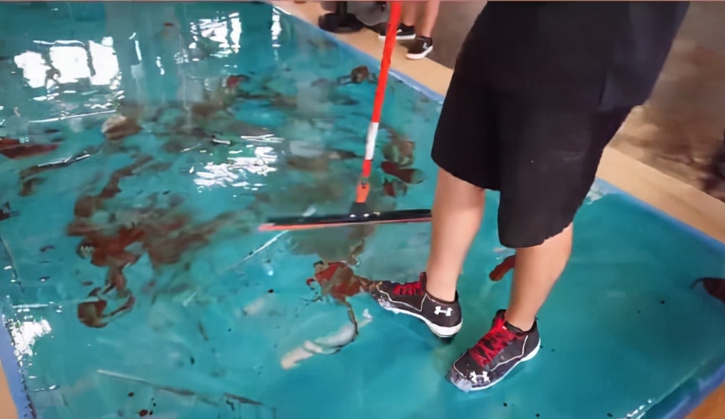 大理石自流平地坪漆家用室内,仿大理石环氧地坪漆多少钱一平米