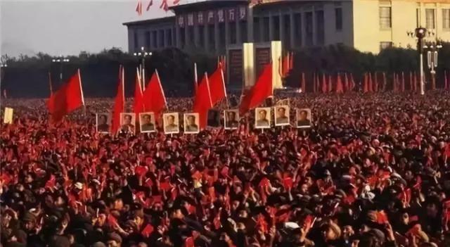 毛主席到底伟大在哪里?总结得真好!