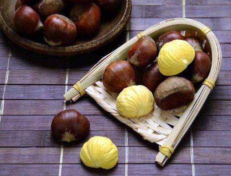 生板栗快速剥壳,生板栗快速剥壳的窍门
