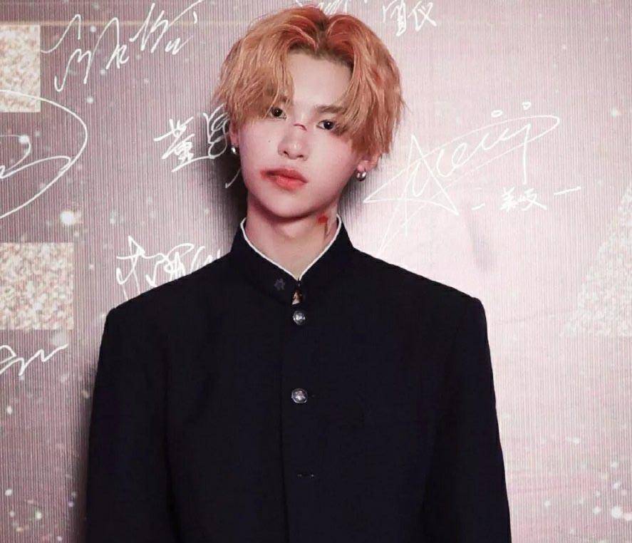 乐华cos第五人格,乐华cos庆六一