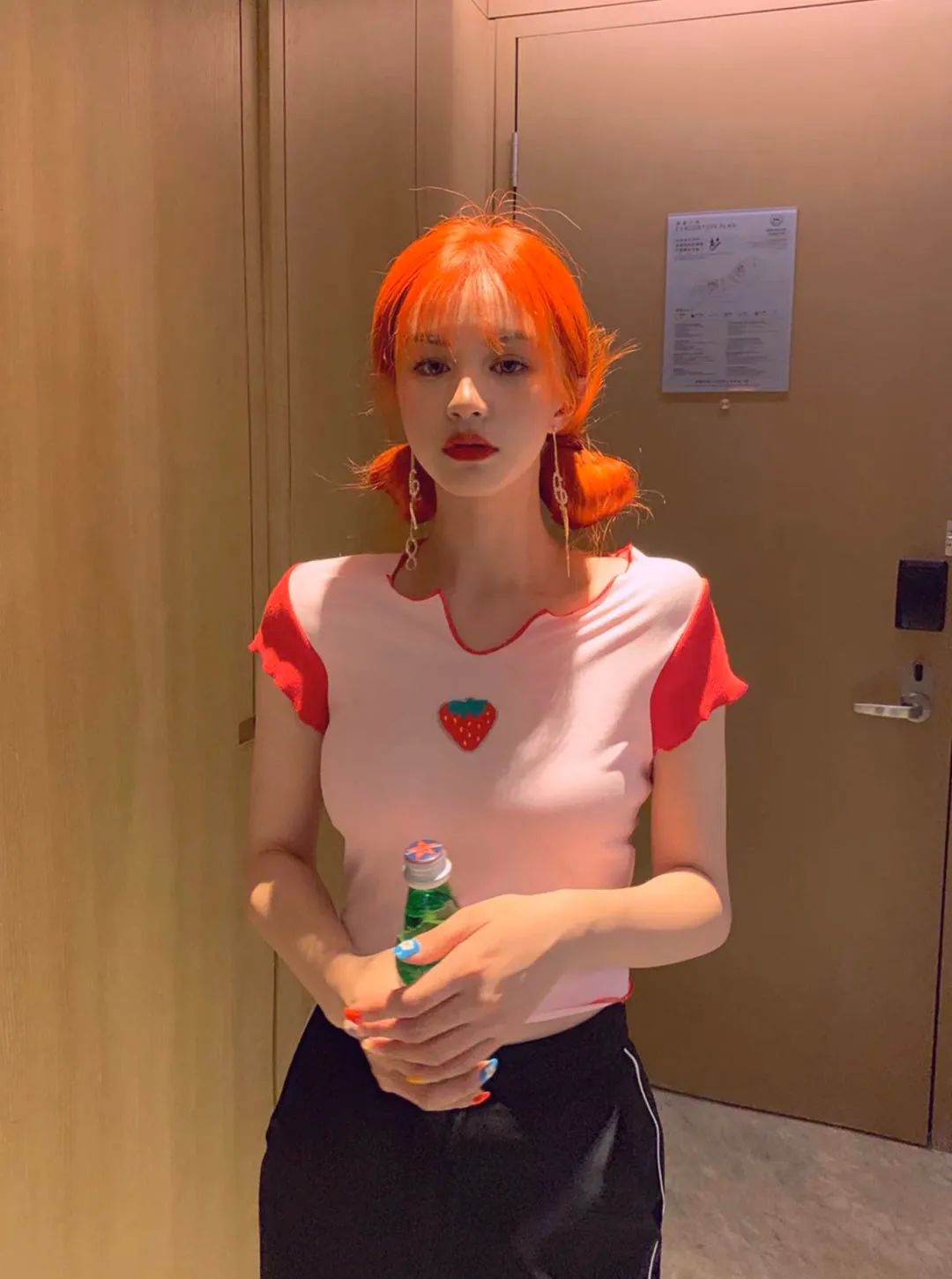 减龄发型女2020流行显白发色,2022年最流行的发型显白发色