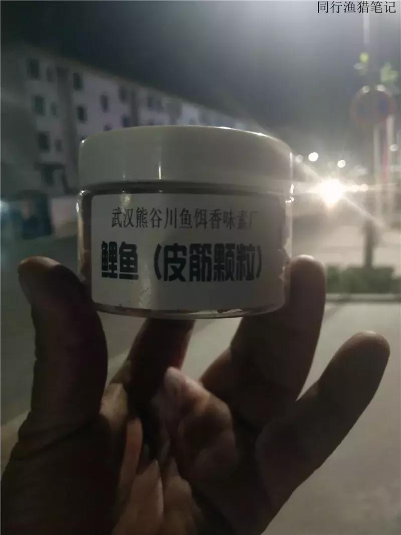 从钓鱼大师到钓鱼圣人,钓鱼大师为啥都是小钩细线钓大鱼