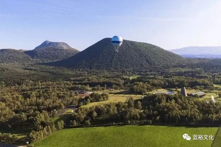 全球三大顶级主题乐园,法国未来世界主题乐园