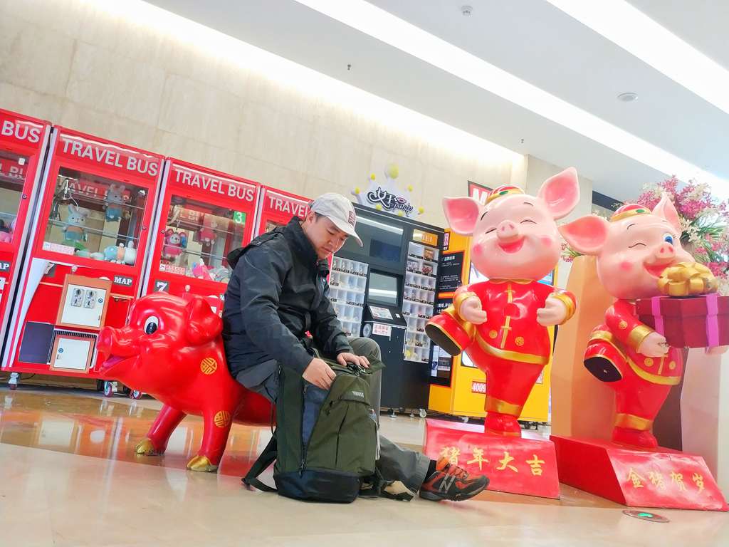 thule拓乐车载户外装备,拓乐thule25lvea背包测评