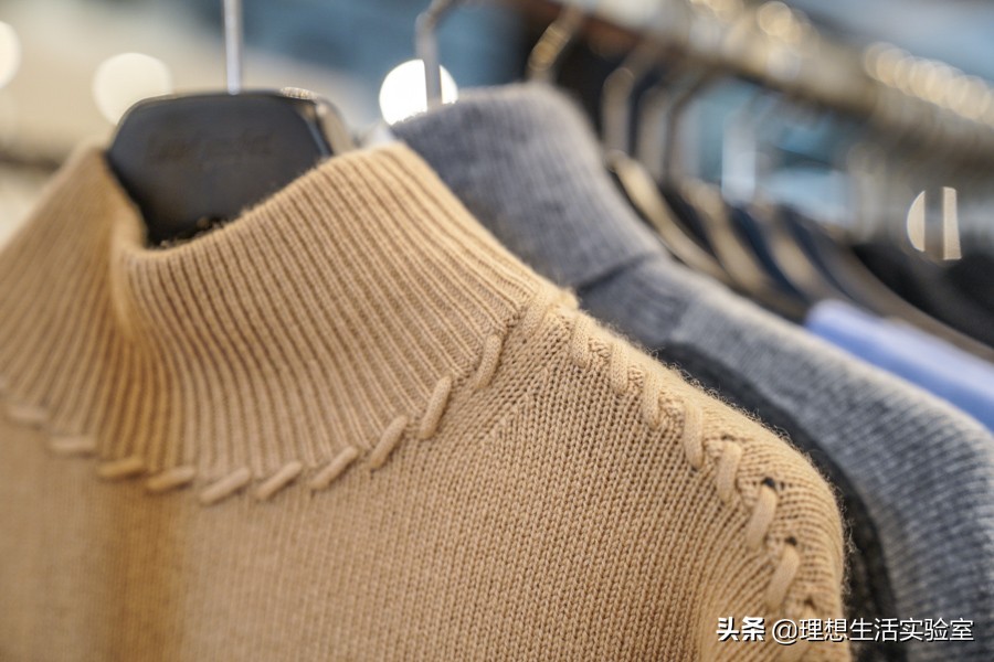 我们逛了天的成都时代奥莱，为你整理出这份春节新衣精明采购清单