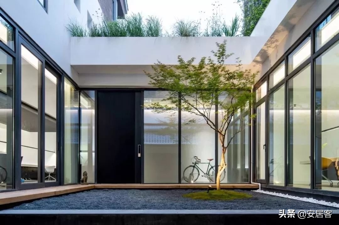 萧敬腾家里八层楼,萧敬腾的家究竟有多豪华