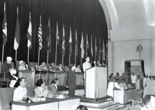 中国援助日本的物资上写的诗句,中国援助日本的诗词