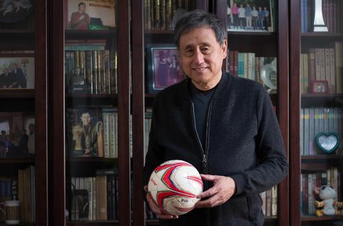 中国有世界上最好的的足球解说员,中国十大足球解说员排名