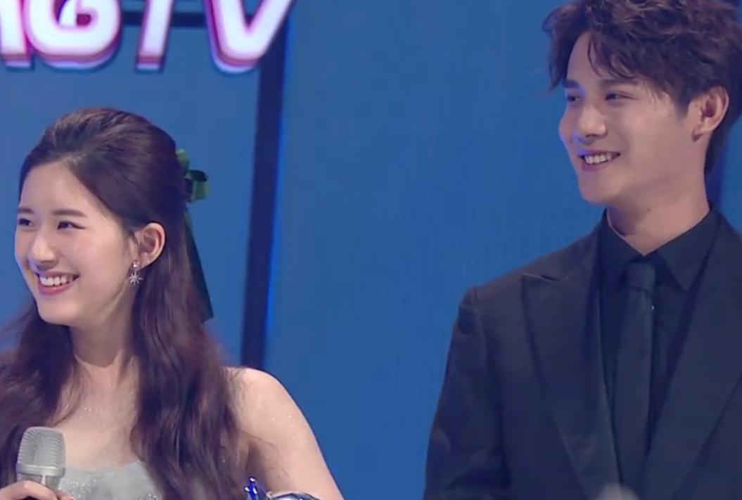 赵露思问郑业成，为啥不推荐她出演《离人心上》，郑业成爆笑回复