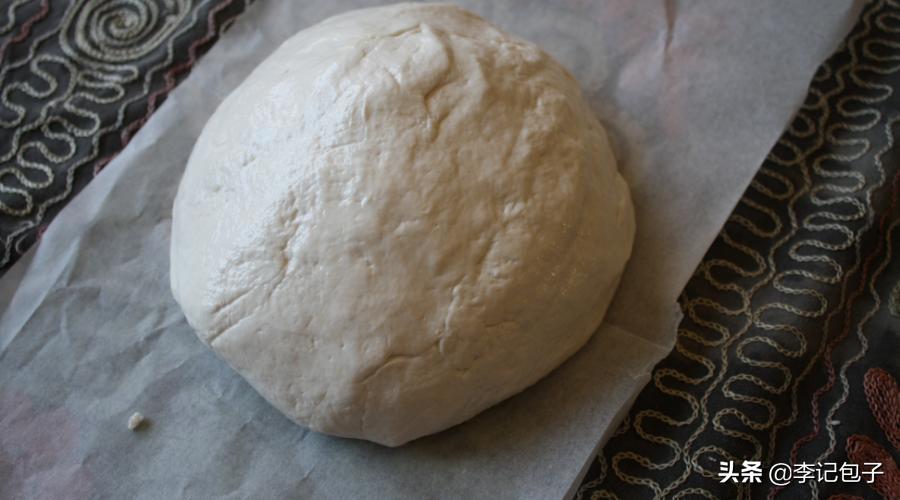 酵母发的包子冷了发硬,发包子酵母放多了会怎样