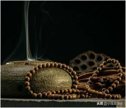 这种木料比黄金还要贵重，却被唐朝皇帝随意修建房子