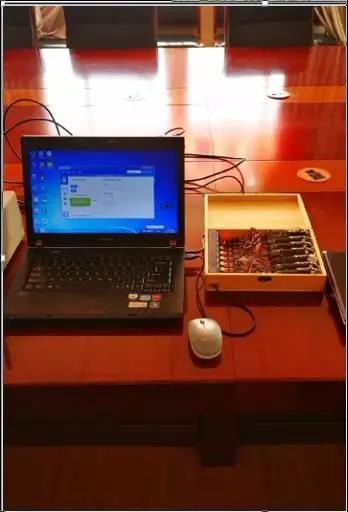 一夜收到100多条短信,手机每天晚上收到几百条短信