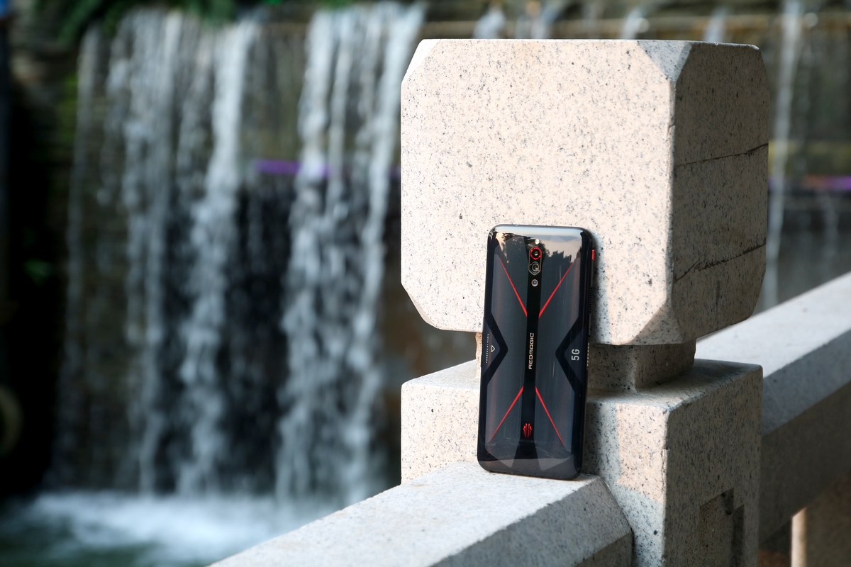 红魔5g游戏手机为什么体验更流畅,红魔5g游戏手机强在哪