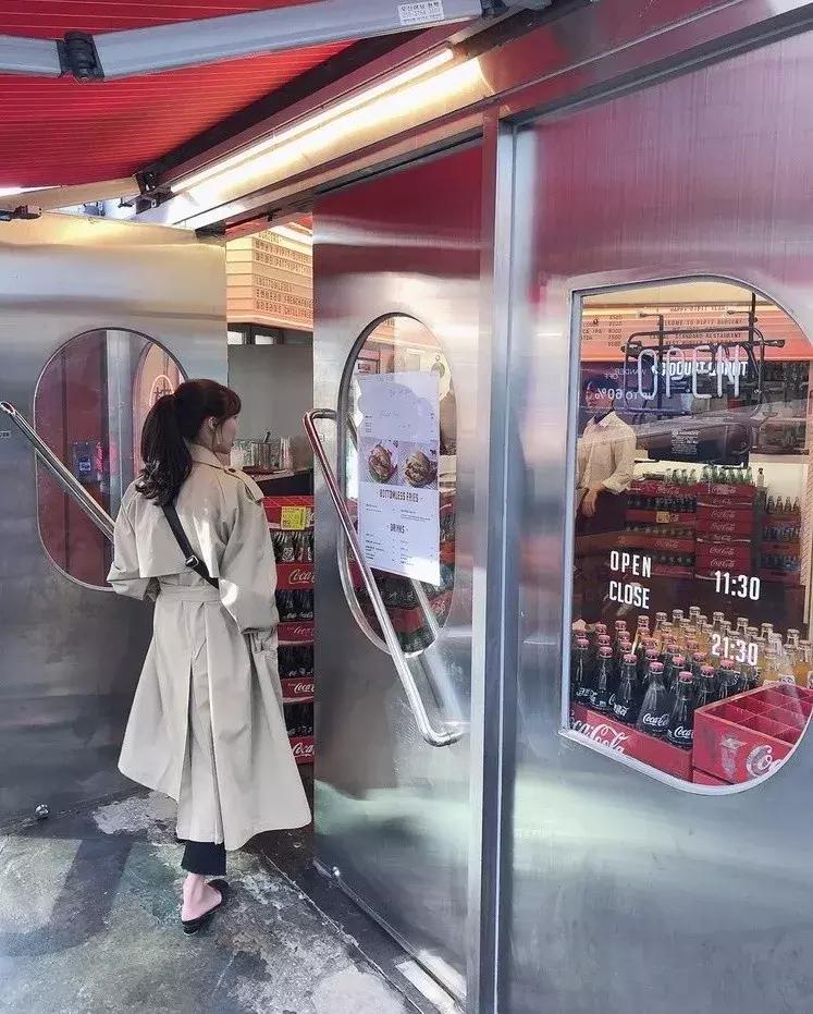 今年春天必买的外套一定是这5款,春天穿什么外套好看又时尚