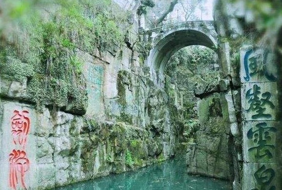 揭秘秦始皇陵墓第一考古队,秦始皇十大古墓排名