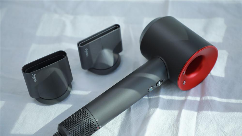 打赢疫情守卫战,打赢疫情防控阻击战守护国门