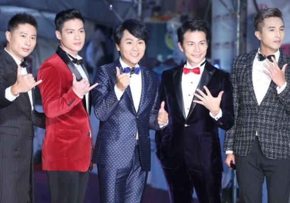 时代的眼泪好久不见了！90后都是听他们的神曲长大的