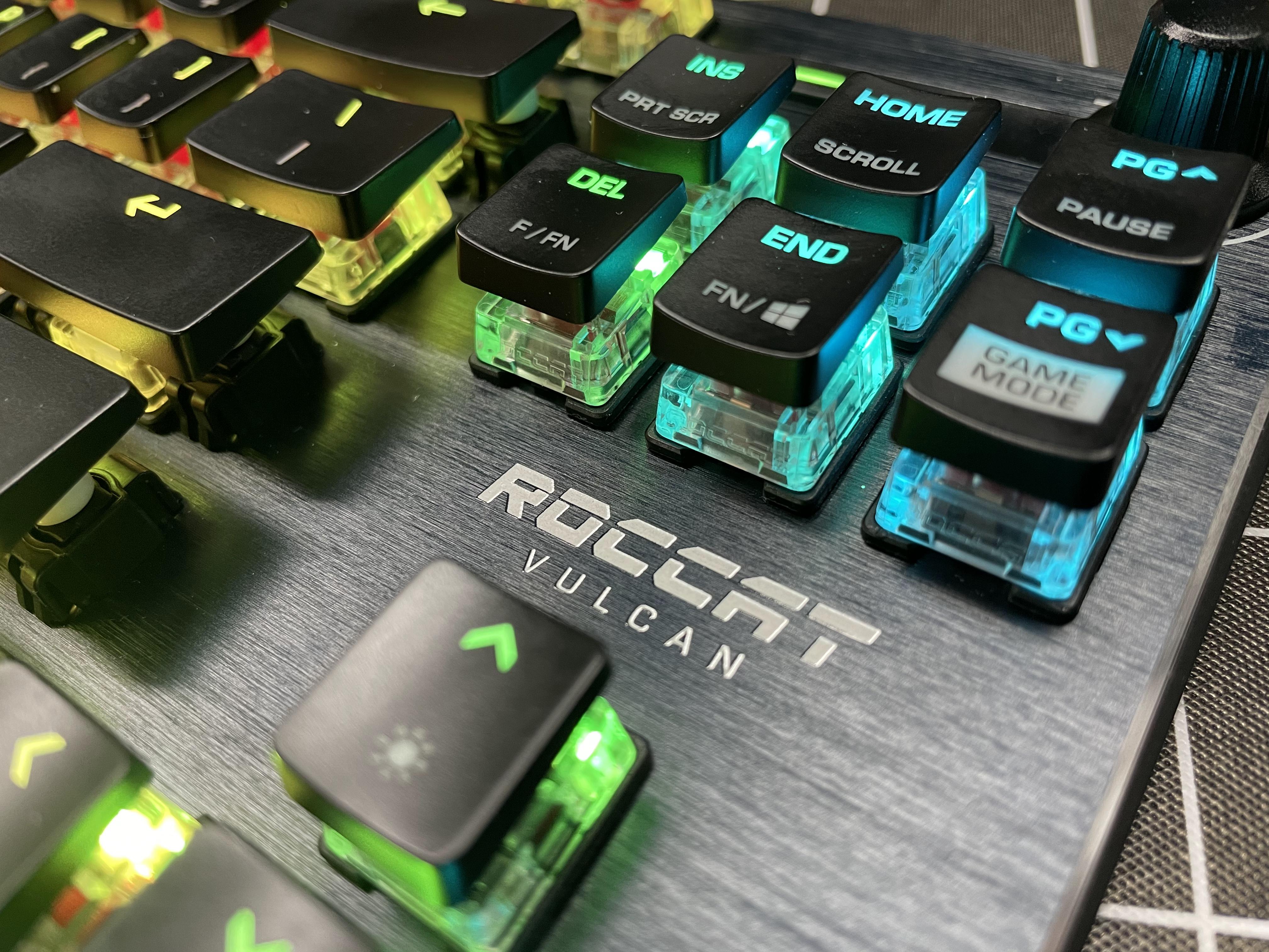 德系红轴机械键盘评测,炫酷红轴机械键盘