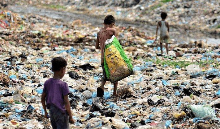 瞒不住了？！疫情最大的黑洞，这个国家可能导致疫情爆发