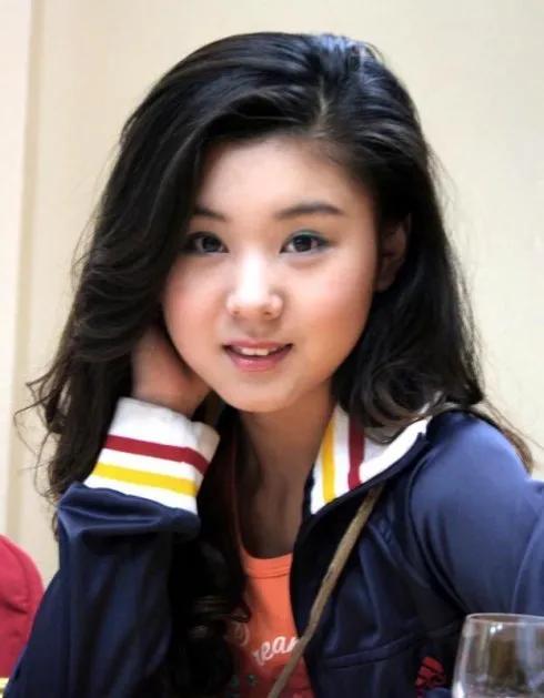 清纯壁纸真人,清纯壁纸图片大全