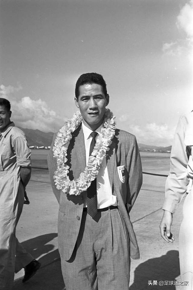 足球界被称为球王的人,被评为球王的中国人