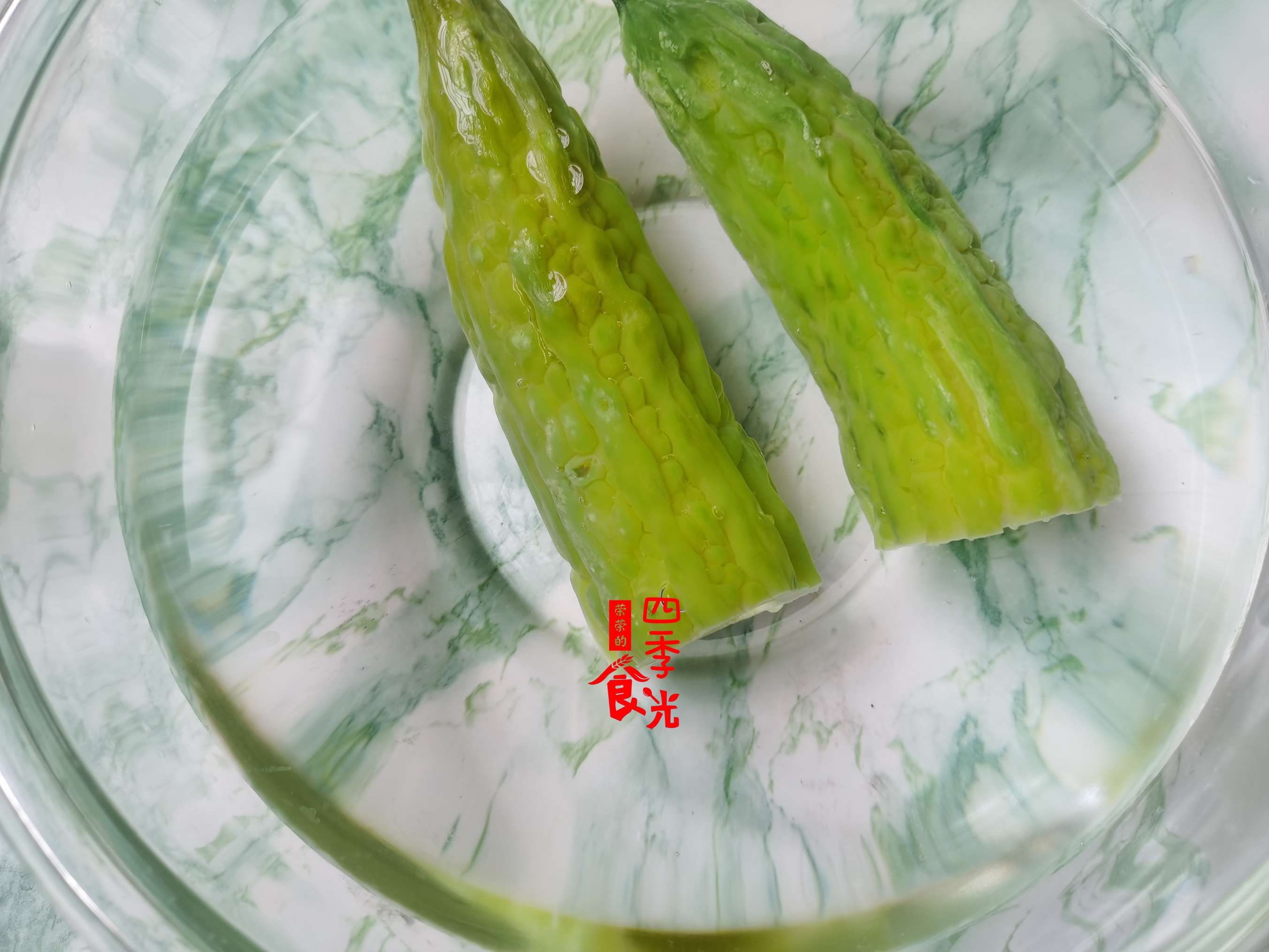 减脂期苦瓜这样做，低脂无油健康，做法还简单