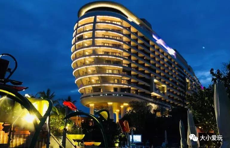 三亚旅游攻略必去十大网红酒店,三亚适合夏天去的酒店