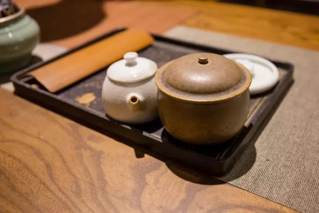 普洱茶十大名山头位置,普洱茶为什么叫名山茶