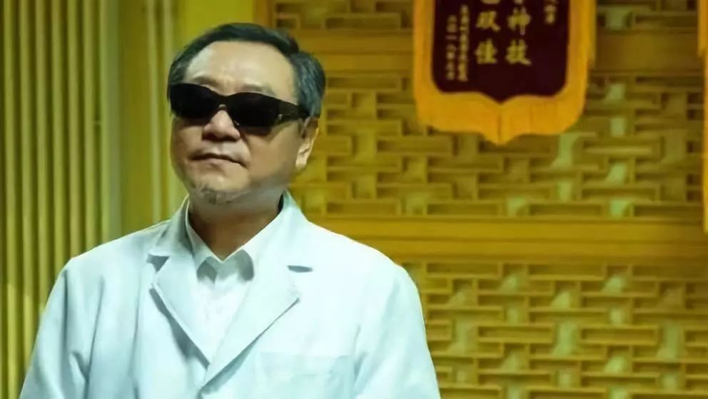 两只老虎葛优范伟催泪结局,两只老虎看完整版电影